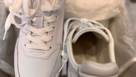 Проліт з розміром. Кросівки Tommy Halfiger, розмір 39, маломірять, підійдуть на