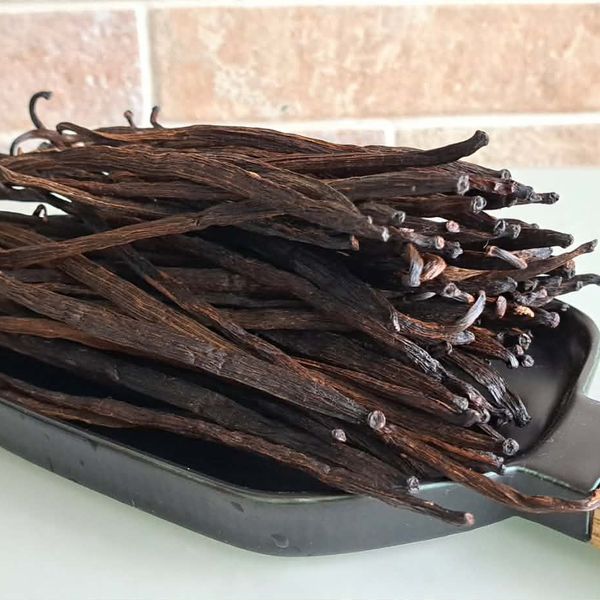 Друзі, я кондитер, і у мене завжди можна купити хорошу ваніль "Мадагаскар": 1гра