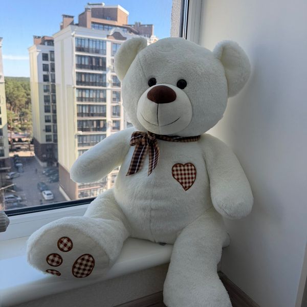 Отдам шоколадку , новый мишка